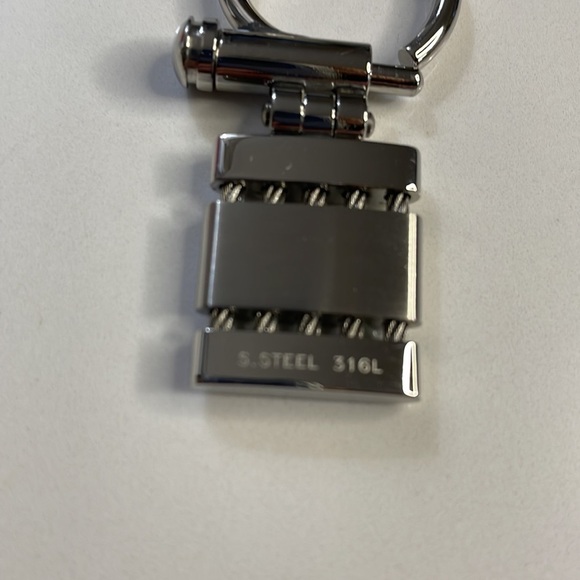 NWOT stainless steel keychain - Picture 4 of 5